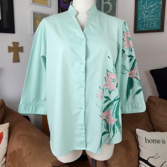 Sara Morgan Mint Green Lightweight Blouse Top Size L - Picture 1 of 5